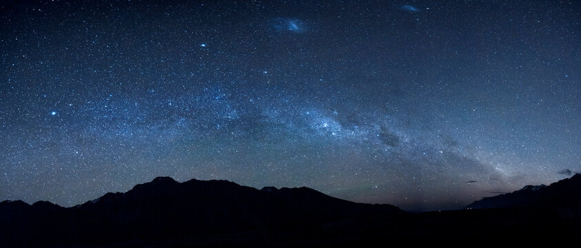 New Zealand, starry sky, milkyway at night