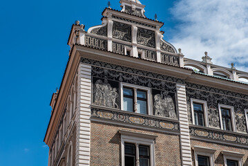 Obraz premium Praga cruzar el puente más bonito del mundo para llegar a Mala Strana