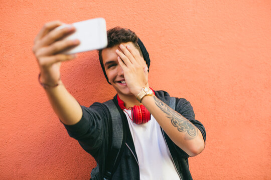 Teenager, smiling, selfie, smartphone