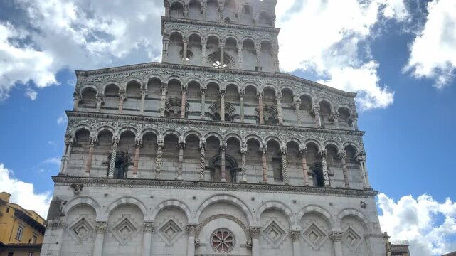 chiesa di san michele a lucca, italia