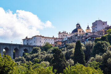 Fototapeta premium Ariccia town skyline with Chigi Palace and bridge, Italy
