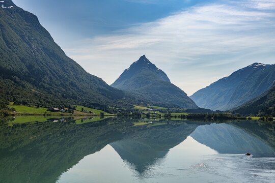 Little lake Bergheimsvatnet in the mountains near Byrkjelo, Norway