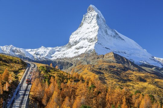 Gornergratbahn on the Riffelberg with Matterhorn 4478m in autumn, Zermatt, Mattertal, Valais, Switzerland