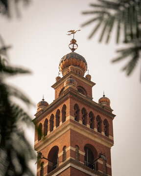 clock tower in lucknow