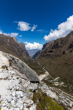The Surreal Blues of Laguna Par&oacute;n - Peru