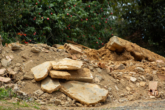 These are blocks of adobe ready and organized to build houses, buildings, and places with good resistance. For this, strong and expert people in the field are needed. In the background of the image, t