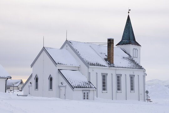 Snowy church, Honningsv&aring;g, Mager&oslash;ya, Nordkapp, Finnmark County, Norway