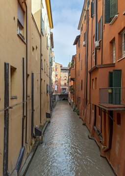 Canale delle Moline, Via Piella, Bologna, Italy