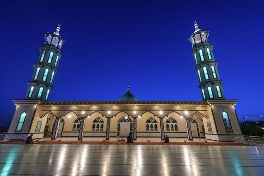 Grand mosque Azno Mina at night, Kandahar, Afghanistan