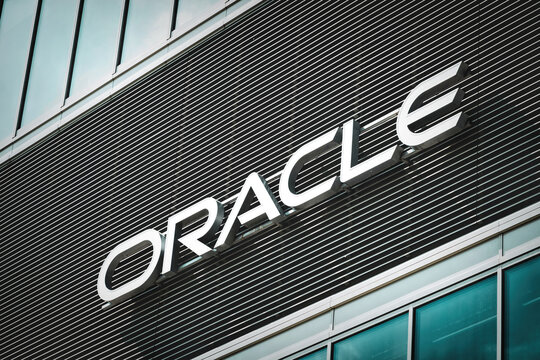 Oracle Corporation: A major American multinational computer technology company famous for its database software (Oracle Database), cloud systems, and ownership of Java