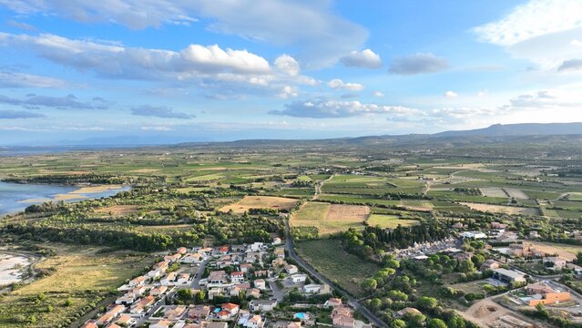 survol des &eacute;tangs de La Palme dans l''Aude