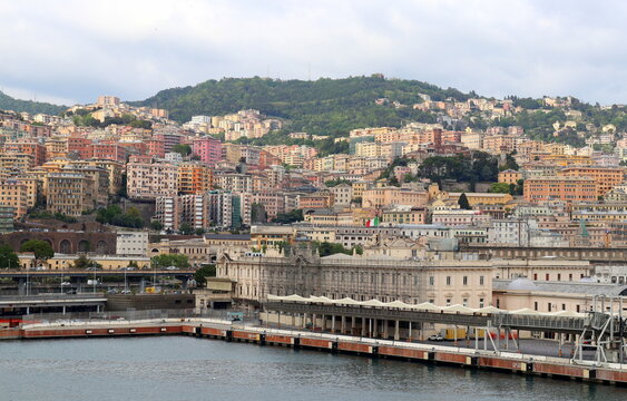 port de g&ecirc;nes en Italie
