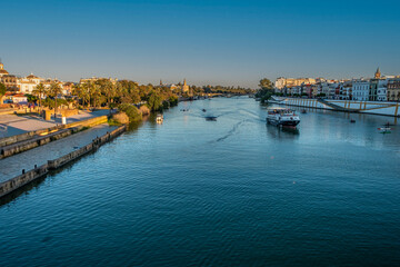 Obraz premium Riverside City Sunset