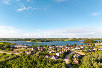 Jezioro Rajgrodzkie – jezioro leżące na terenie Pojezierza Ełckiego. Polska  © Tomasz Warszewski