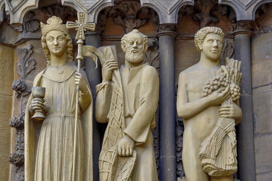 Portal of the Church of Our Dear Lady, French Gothic, detail, Trier, Rhineland-Palatinate, Germany