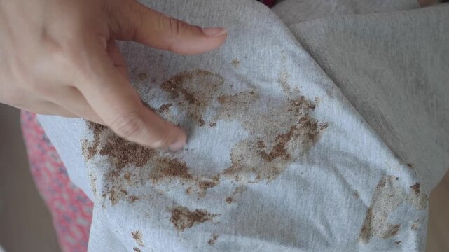 Tips for removing stains from clothing in simple steps