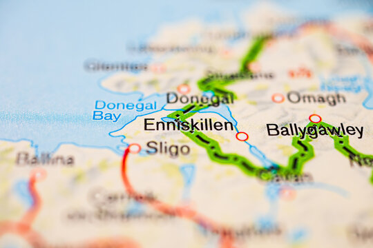 Donegal and Enniskillen area displayed on Ireland road atlas page.
