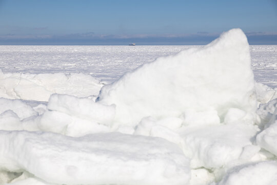 Frozen Baltic Sea, R&uuml;gen, 2026