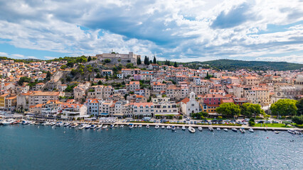 Obraz premium Aerial view of Sibenik old town and harbor in Croatia with St Michaels Fortress and the Adriatic Sea