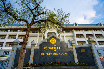 Obraz premium The Supreme Court building in Bangkok