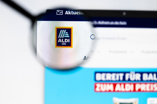 Milan, Italy 2026, 20 Apr Closeup of ALDI S&uuml;d website on a laptop screen. ALDI S&uuml;d logo under a magnifying glass.