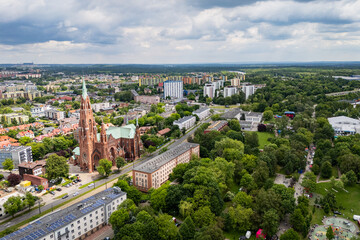 Dąbrowa Górnicza - Panorama Miasta - Ujęcie lotnicze - ciekawy krajobraz śląskiego miasta w zieleni © BlackMediaHouse