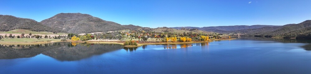 Fototapeta premium Spectacular aerial panorama of Jounama Pondage NSW Australia