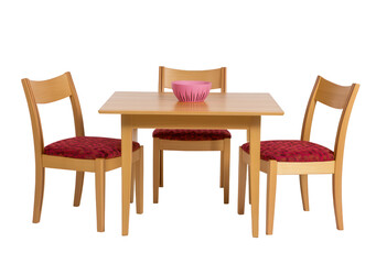 Obraz premium A wooden dining table with four chairs and a pink bowl on transparent background