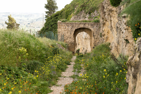 Architectural Sights of The Door of Janniscuro (Porta di Janniscuro) in Enna, Sicily, Italy.