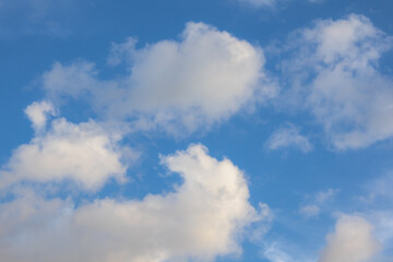 Fototapeta premium Blue Sky With Fluffy Clouds