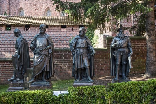 Knight statues, Unesco world heritage sight Malbork castle, Malbork, Poland