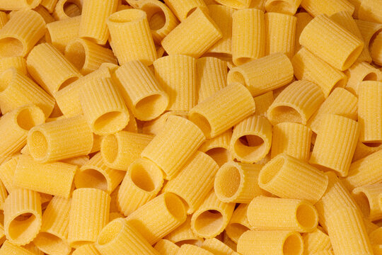 Mezzi Rigatoni