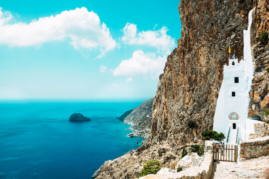 Greece, Amorgos, view to Hozoviotissa Monastery