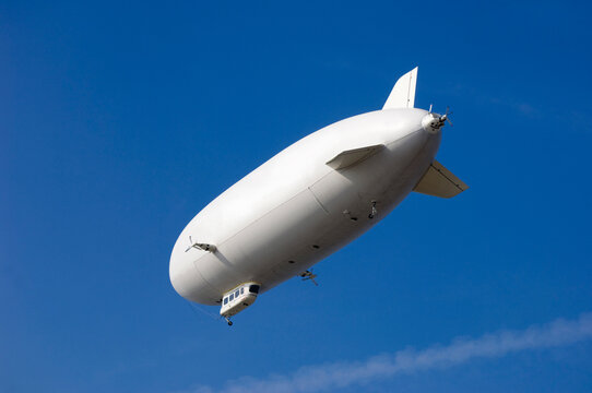 Germany, Baden-W�rttemberg, Blimp, low angle view