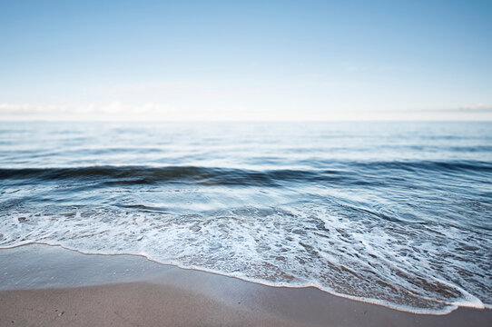 Germany, Mecklenburg-Western Pomerania, Usedom, waves on the beach