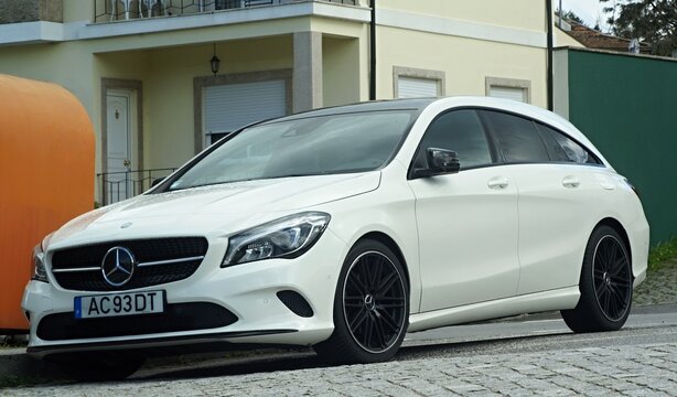 Mercedes-Benz CLA Shooting Brake parked on street