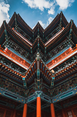 Fototapeta premium Yijianglou Traditional Architecture Nanjing - Symmetrical Chinese Temple Roofs