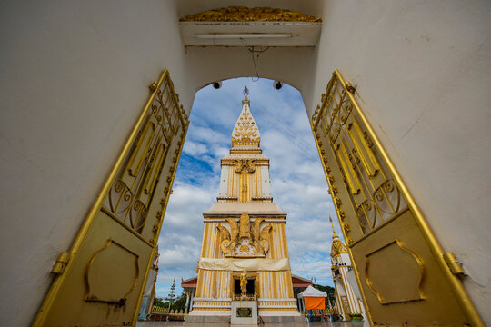 THAILAND PRACHINBURI CITY WAT CHAENG