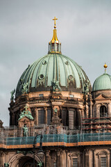 Fototapeta premium Berliner Dom along the river Spree, Berlin, Germany
