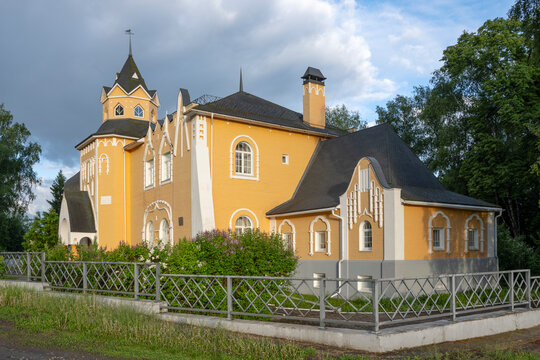 ORYOL REGION, RUSSIA - MAY 26, 2026: The building of the estate of the Telegins. Zlynsky Stud Farm, Oryol region