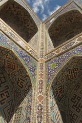 Obraz premium Sherdor Madrasah (16th century) in the Registan Square Complex. Historic city of Samarkand. Uzbekistan. World Heritage.