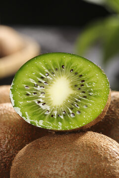 Fresh Green Kiwifruit Slice from Zhouzhi Shaanxi China Showing Heart Pattern and Seeds
