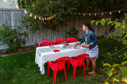 Setting Table Dinner Backyard