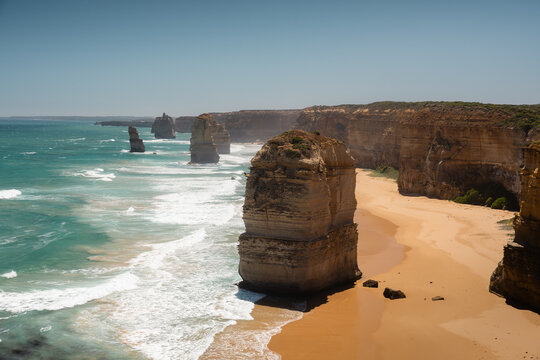 Turquoise waters and waves at the Twelve Apostles