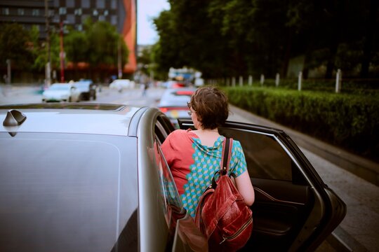Exploring the Streets of China With a Local Car Ride