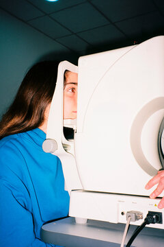 Girl vision test