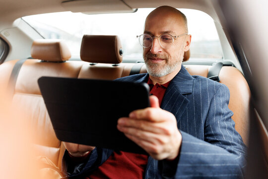 Car backseat browse
