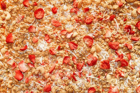 Strawberry Coconut Cashew Granola
