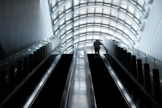 escalator