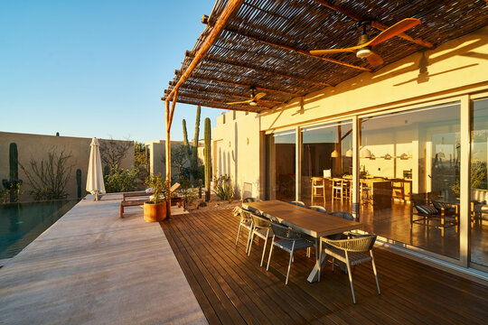Design luxury vacation home